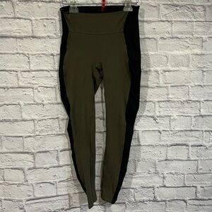 Spanx small green leggings black ruched textured sides womens small